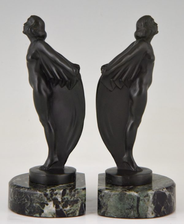 Art Deco bookends nude with drape.