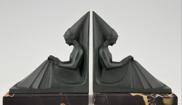 Art Deco Buchstütze lesende Frauen