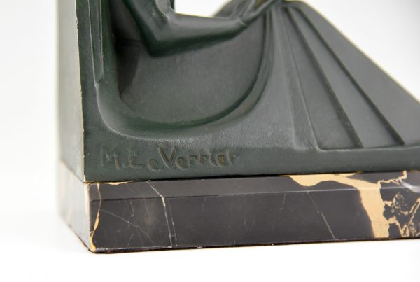 Art Deco Buchstütze lesende Frauen