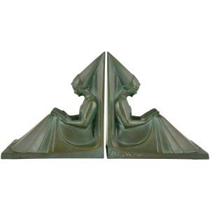 max-le-verrier-art-deco-bookends-reading-medieval-ladies-2118733-en-max