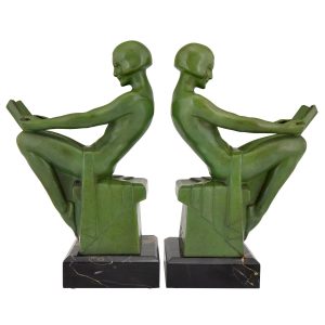 max-le-verrier-art-deco-bookends-reading-nudes-2873987-en-max