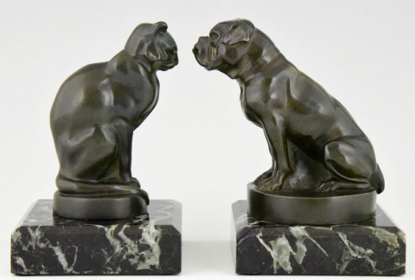 Art Deco boekensteunen bulldog en kat