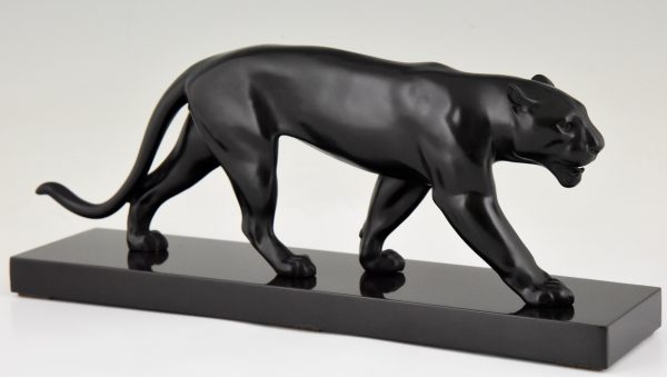 Art Deco sculptuur panter