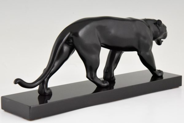 Art Deco panther sculpture