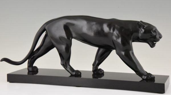 Art Deco sculpture of a panther