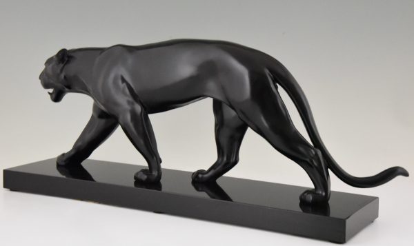 Art Deco sculpture of a panther