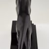 Art Deco sculptuur zwarte panter op marmeren sokkel.
