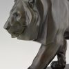 Sulpture Art Deco lion marchant