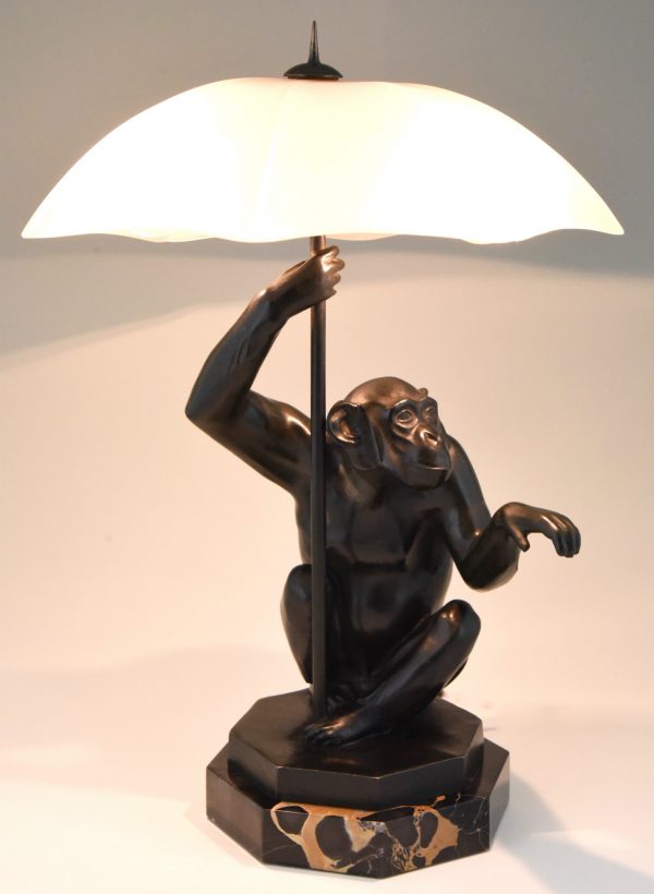 Art Deco lampe avec singe et parapluie