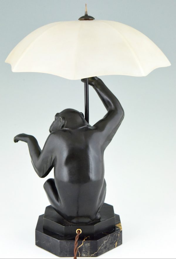 Art Deco table lamp sculpture monkey with umbrella