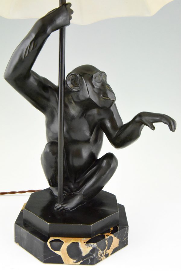 Art Deco table lamp sculpture monkey with umbrella