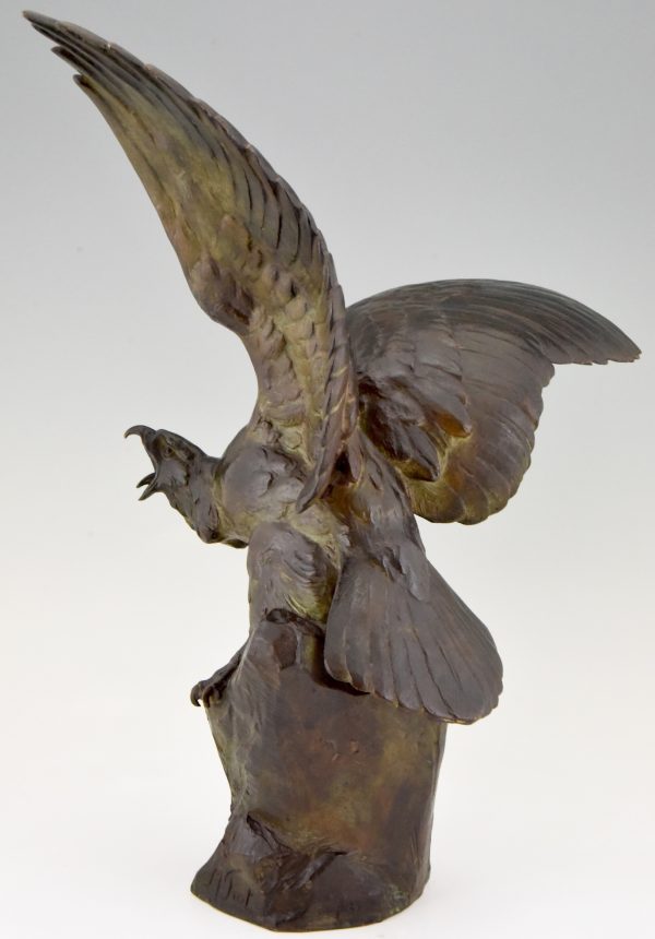 Art Deco bronze sculpture eagle