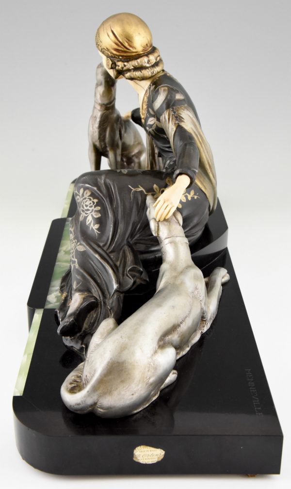 Art Deco Skulptur elegante Frau mit Hunden