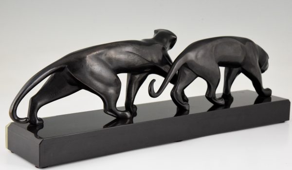 Art Deco bronze sculpture two panthers