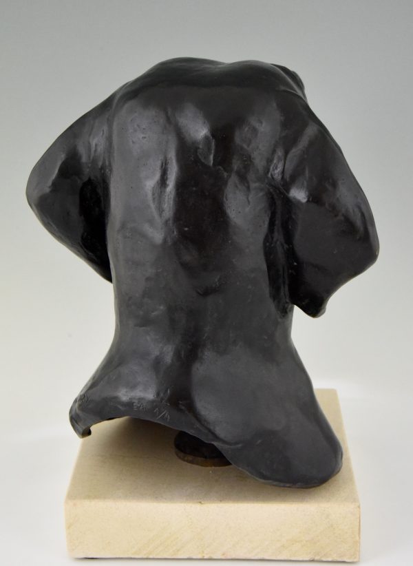 Sculpture Art Deco d’un chien de chasse