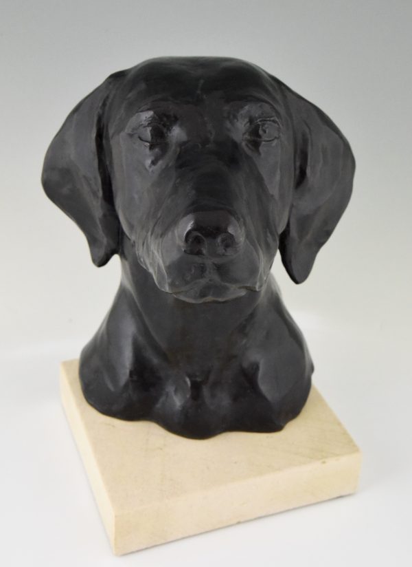 Sculpture Art Deco d’un chien de chasse