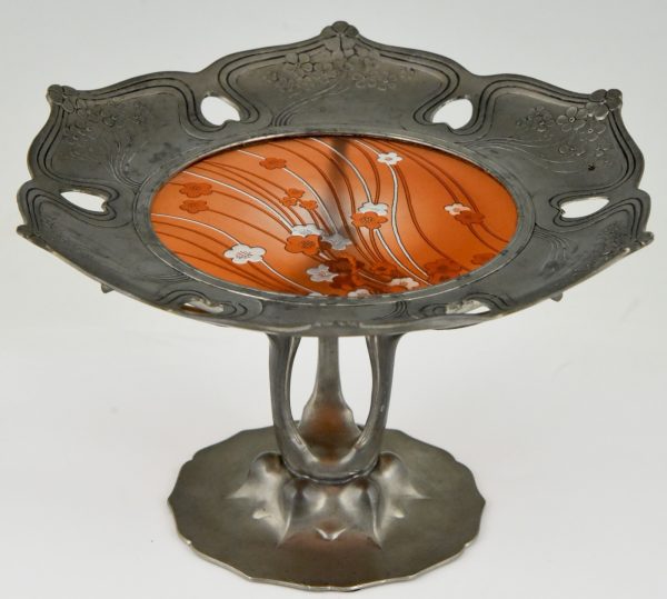 Plateau Art Nouveau avec incrustation de verre gravé et émaillé