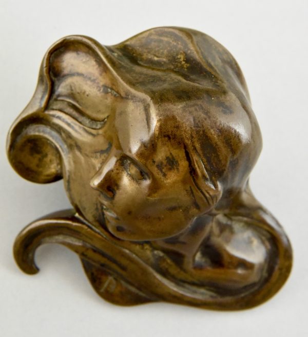 Art Nouveau bronze paperweight womans profile