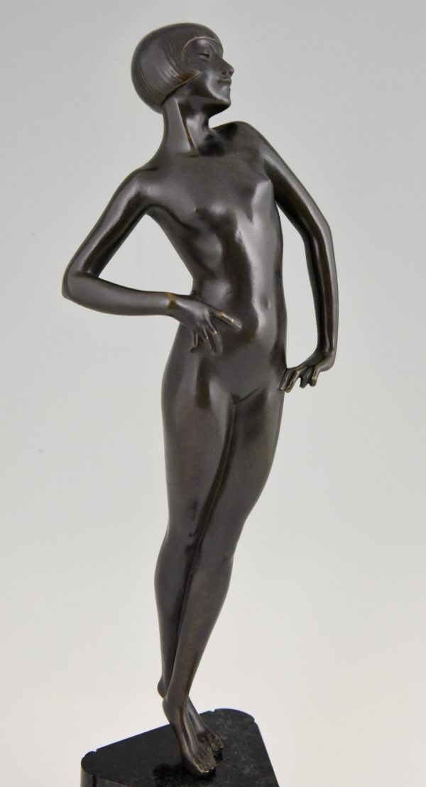 Art Deco bronze sculpture of a standing nude, Pride