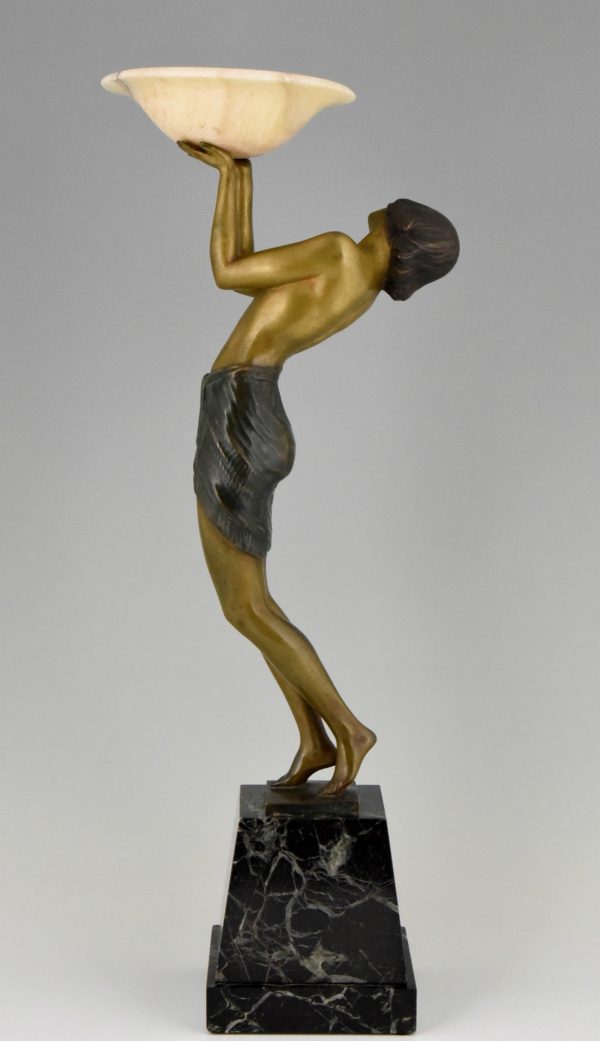 Art Deco bronzen beeld oriëntaalse vrouw met schaal