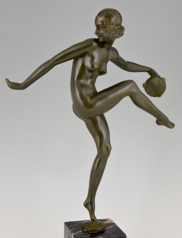 Art Deco bronze sculpture danseuse nue au tambourin