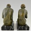 Art Deco Bronze Buchstütze Mann und Frau mit Brief.