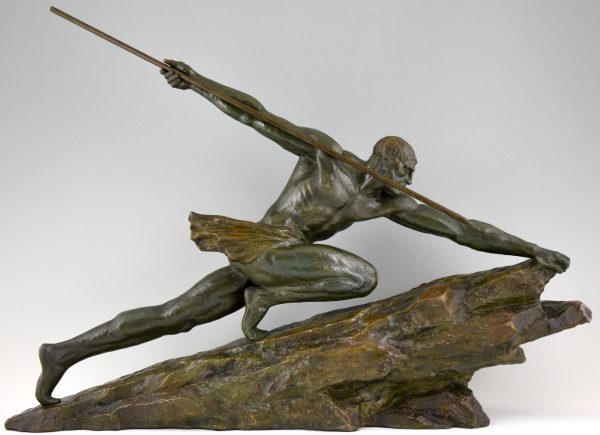 Art Deco sculpture bronze homme à la lance