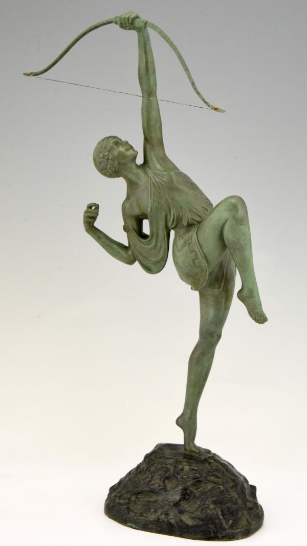 Art Deco bronze sculpture woman with bow Diana