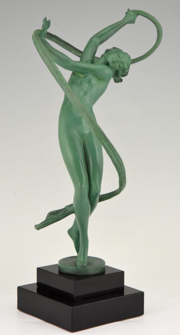 Tourbillon Art Deco sculpture nude dancer with swirling ribbon