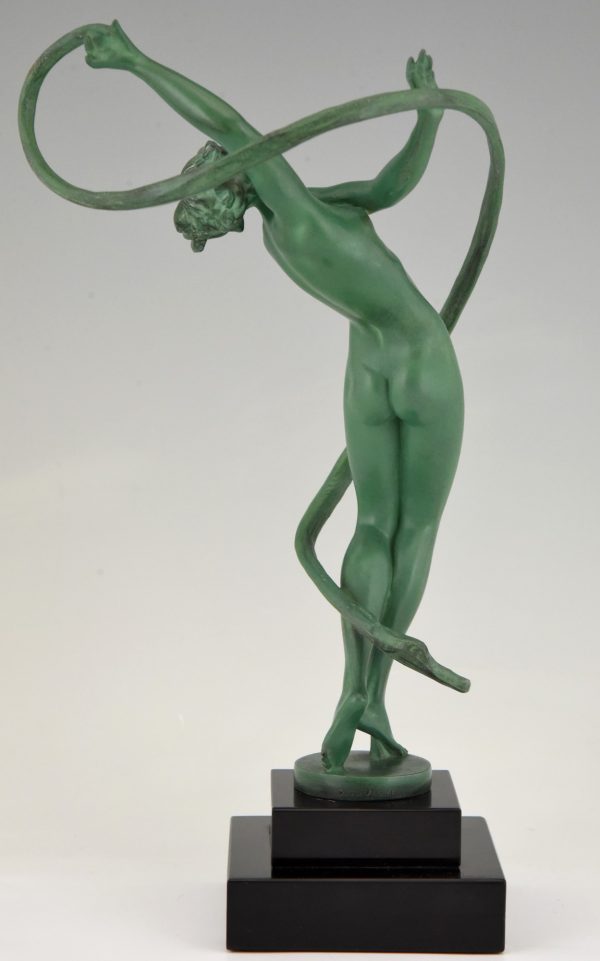 Tourbillon Art Deco sculpture nude dancer with swirling ribbon