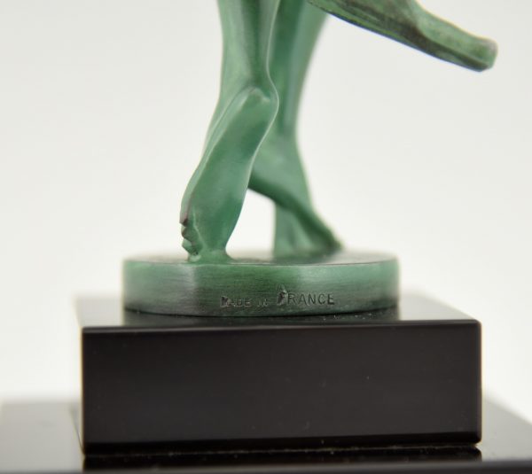 Tourbillon Art Deco sculpture nude dancer with swirling ribbon