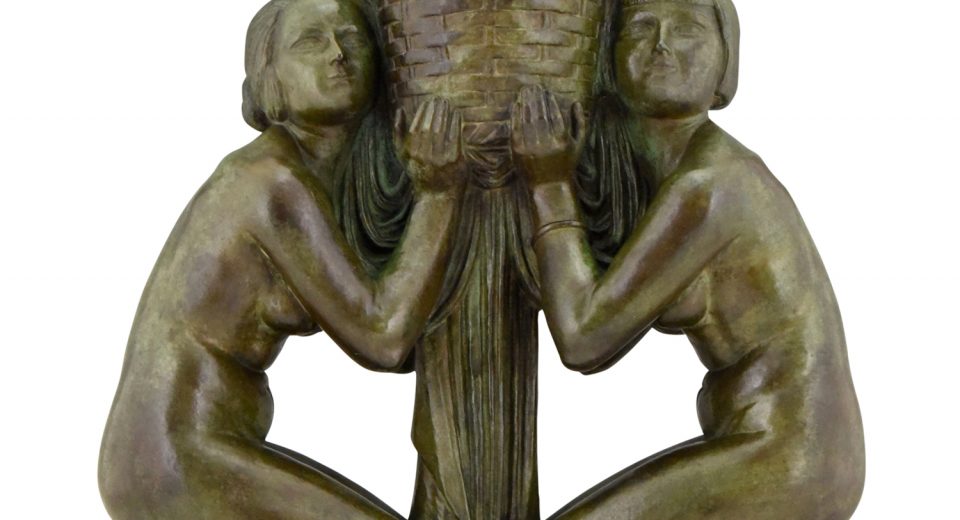 Abundance Art Deco Bronze Skulptur zwei Frauen mit Korb Abundance Art Deco Bronze Skulptur zwei Frauen mit Korb