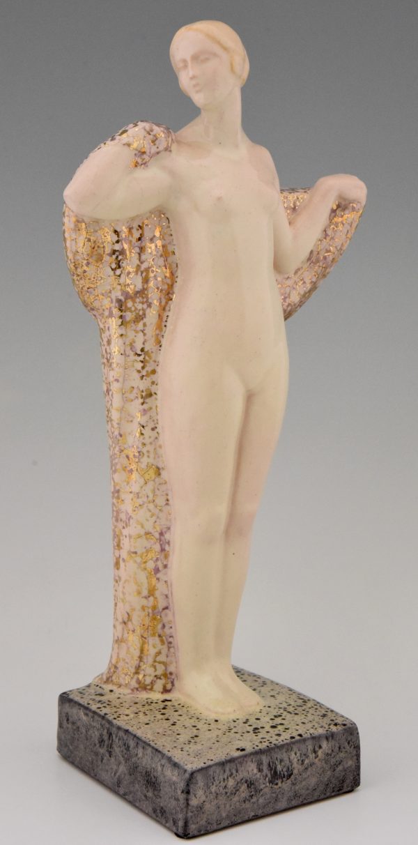 Art Deco Skulptur Keramik Frauenakt