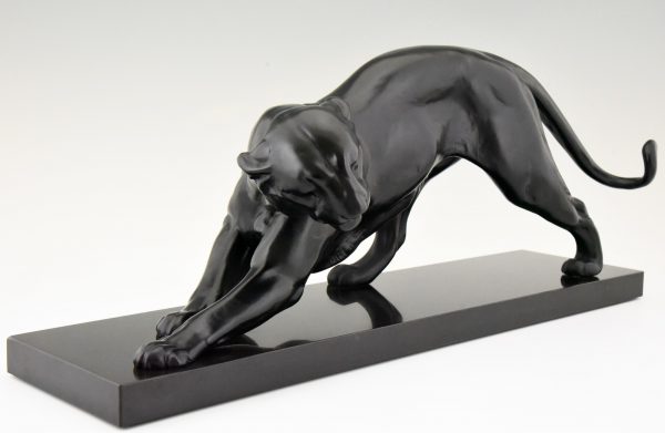 Art Deco sculpture of a panther