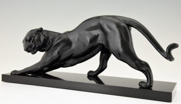 Art Deco sculpture of a panther