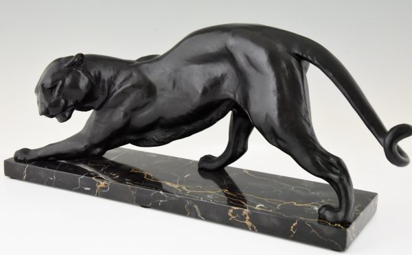 Art Deco sculpture of a panther