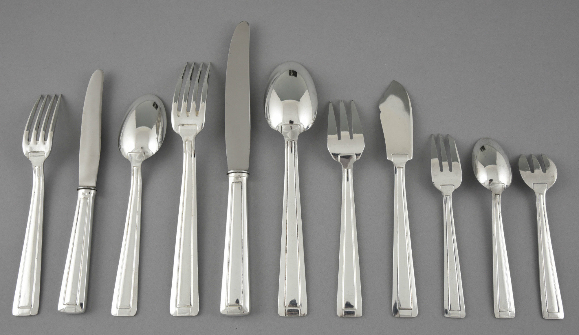 Art on sale deco flatware