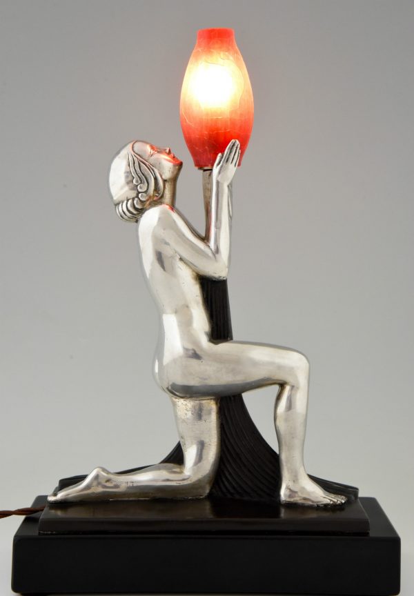 Lampe Art Deco bronze argenté femme nue