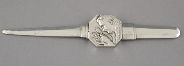 Art Deco briefopener brons verzilverd postzegel verzamelaar