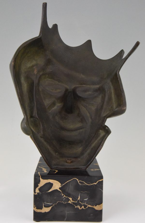 Art Deco bronze sculpture court jester with crown