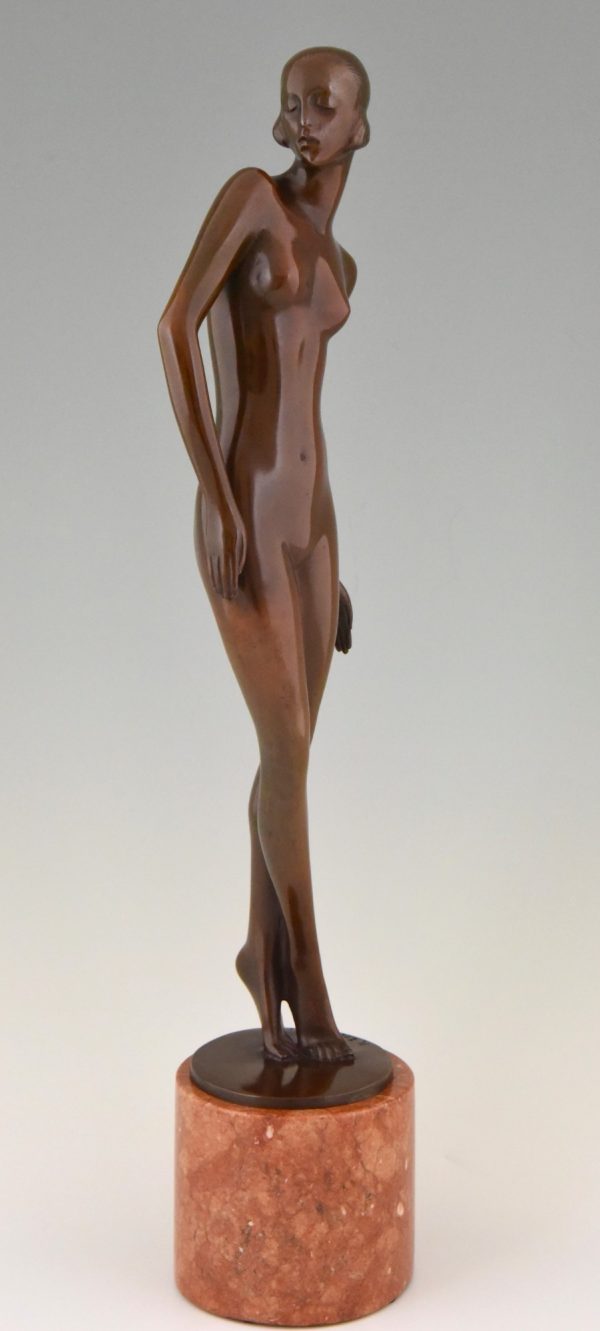 Art Deco bronze sculpture of a nude.