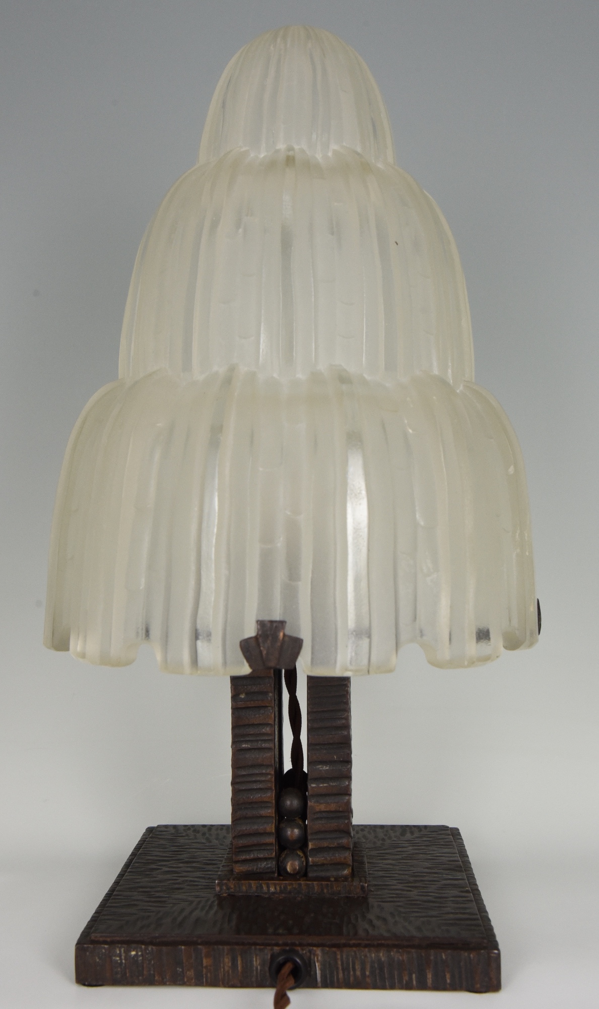 Sélénite (Gypse) - Lampe Cascade - Brut Autres modèles Environs 19 x 9cm