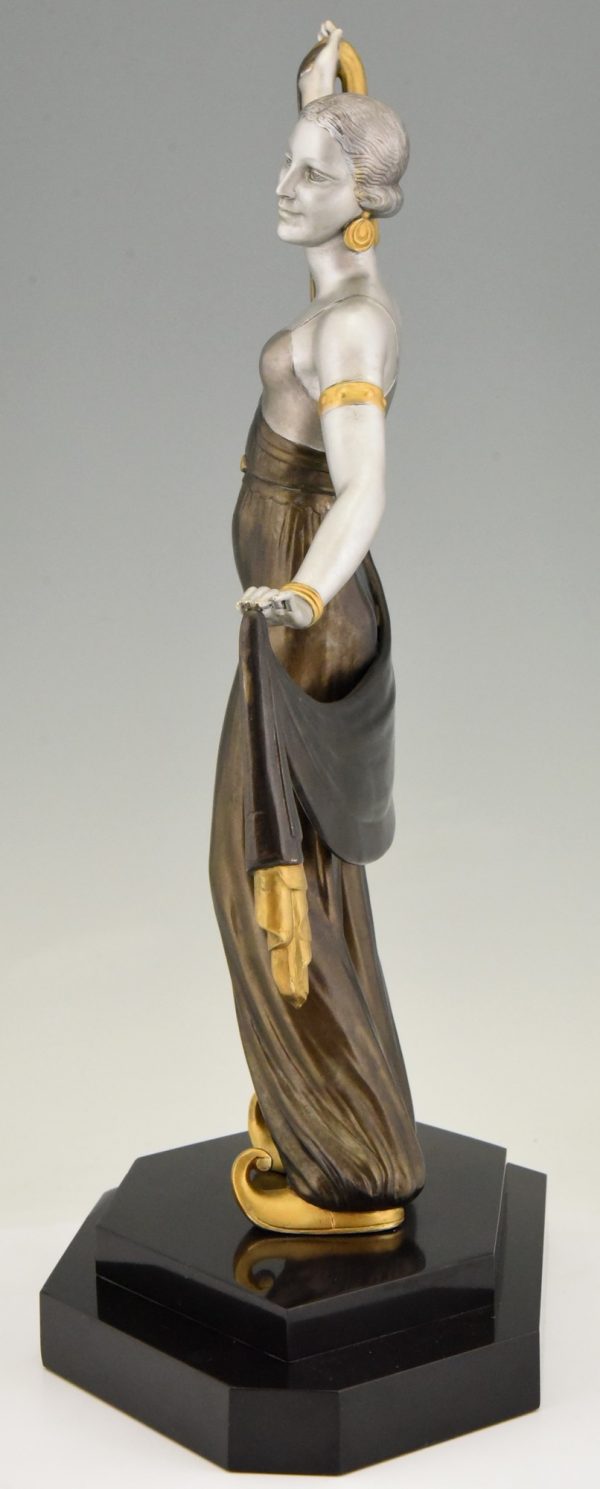 Art Deco sculpture danseuse Orientale