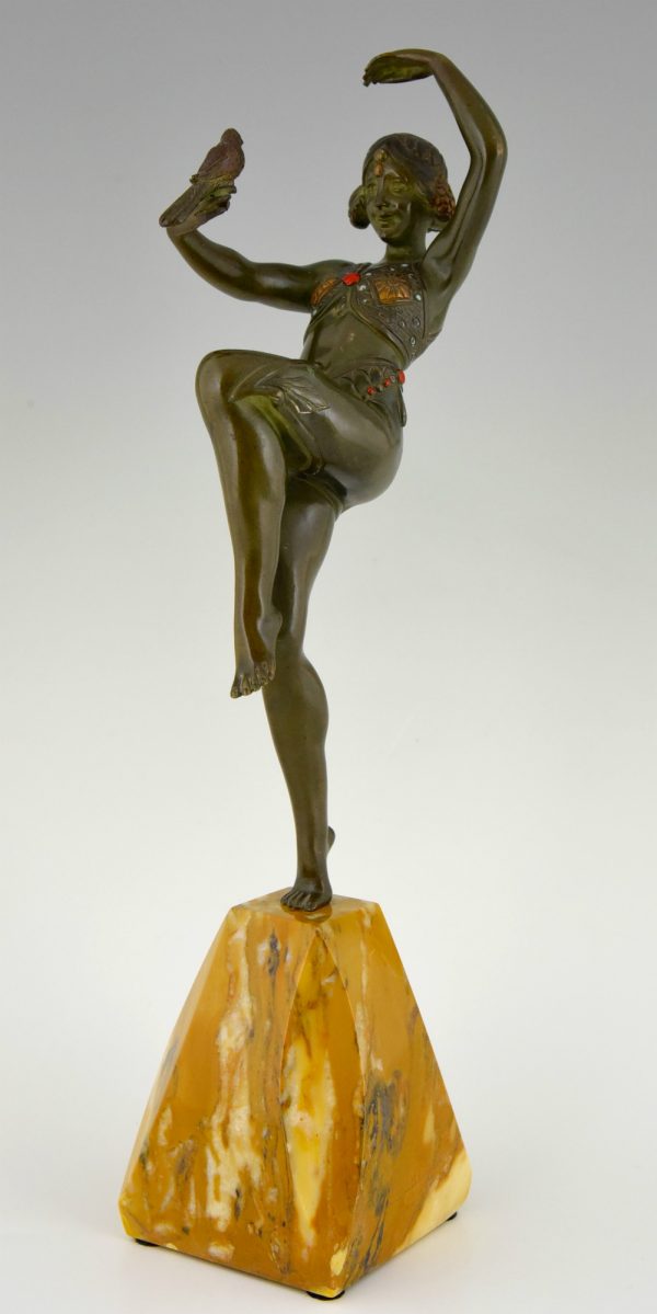 Art deco bronzen beeld danseres met vogel