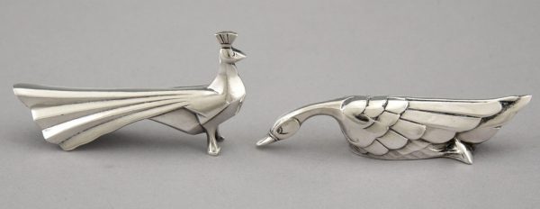 Art Deco set of 12 silvered animal knife rests in case