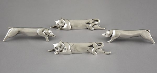 Art Deco set of 12 silvered animal knife rests in case