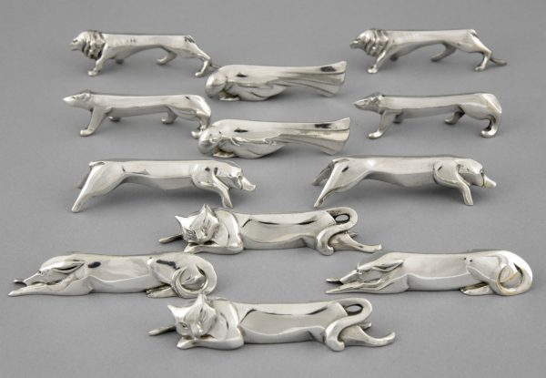 Set of 12 Art Deco animal knife rests in case