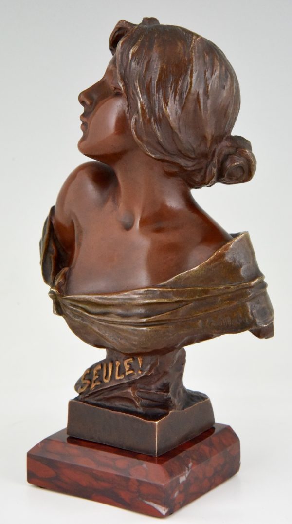 Seule Art Nouveau bronze bust of a woman