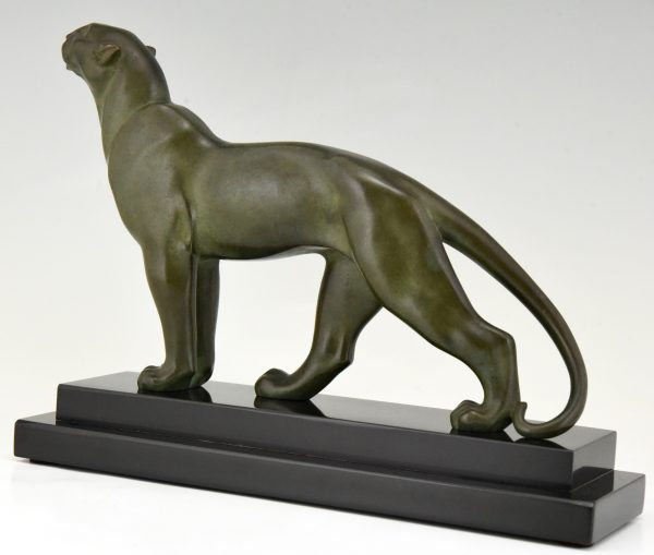 Art Deco sculpture en bronze d’une panthère