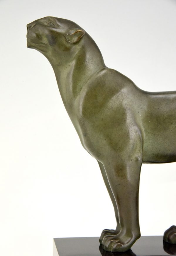 Art Deco bronze sculpture of a panther